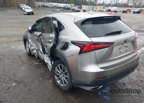 2021 Lexus Nx 300 z USA, uszkodzony, nr VIN JTJDARBZ3M2195680